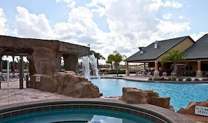 Fitness facility - Spacious Vacation Home With Pool Jacuzzi Near Disney (Kissimmee)