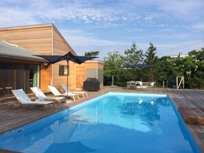 A heated pool - Escape to the Beach House (Amagansett)
