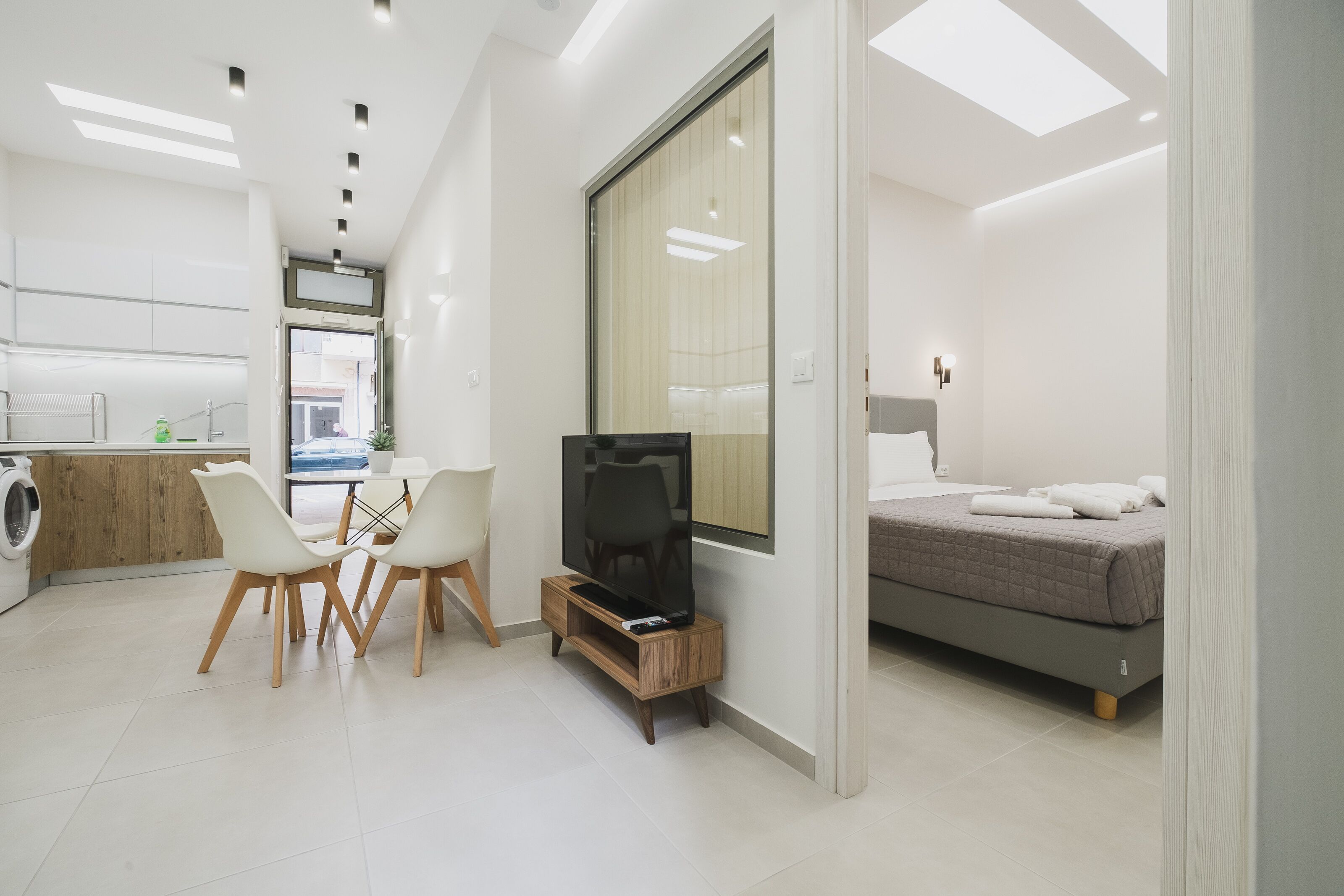 5 bedrooms, iron/ironing board, travel crib, free WiFi