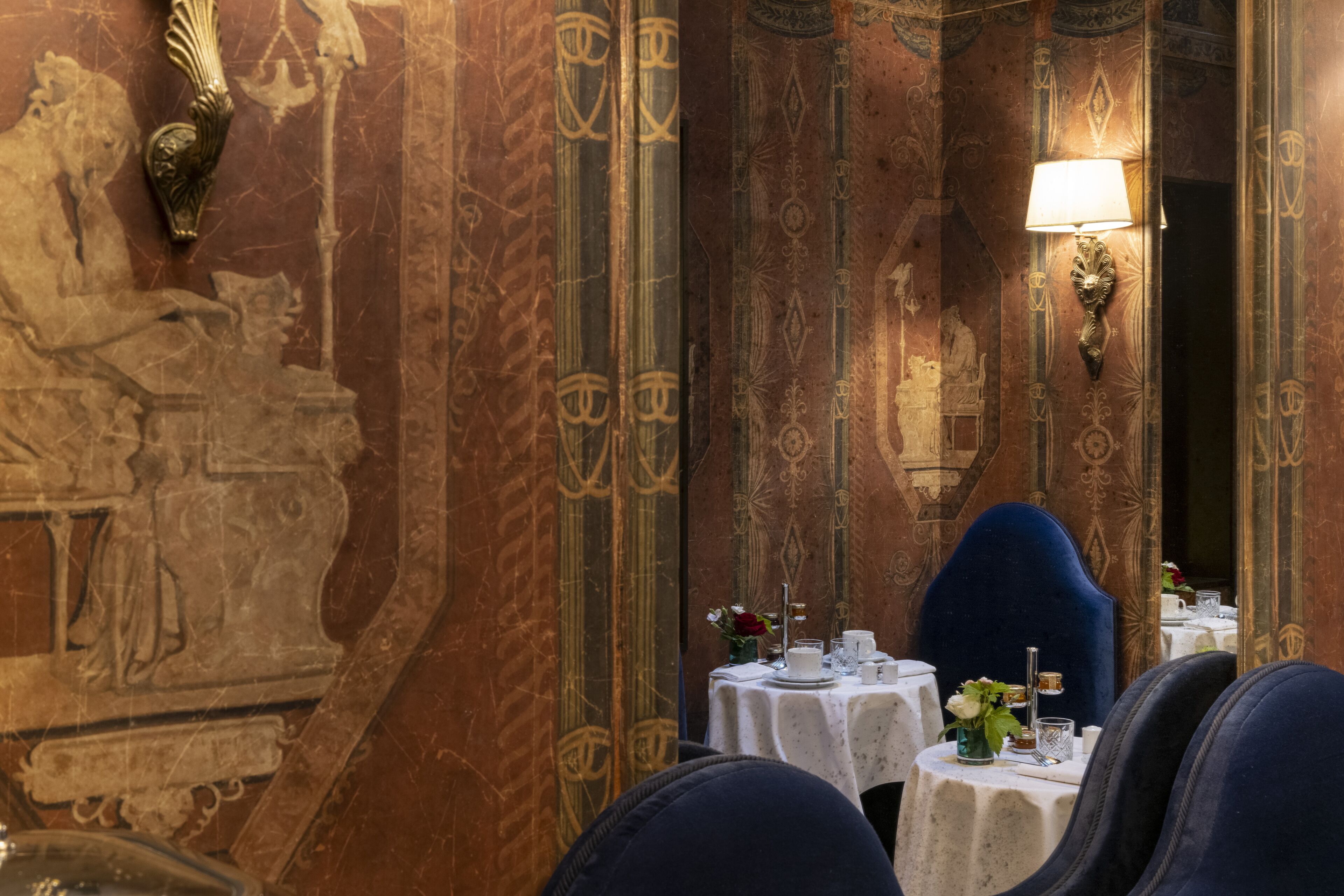 daily continental breakfast (eur 22 per person)