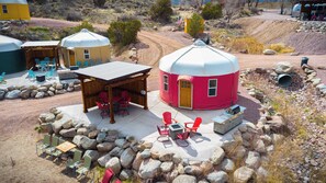 Outdoor dining - Red Canyon (Cañon City)