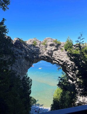 Vista para praia/oceano