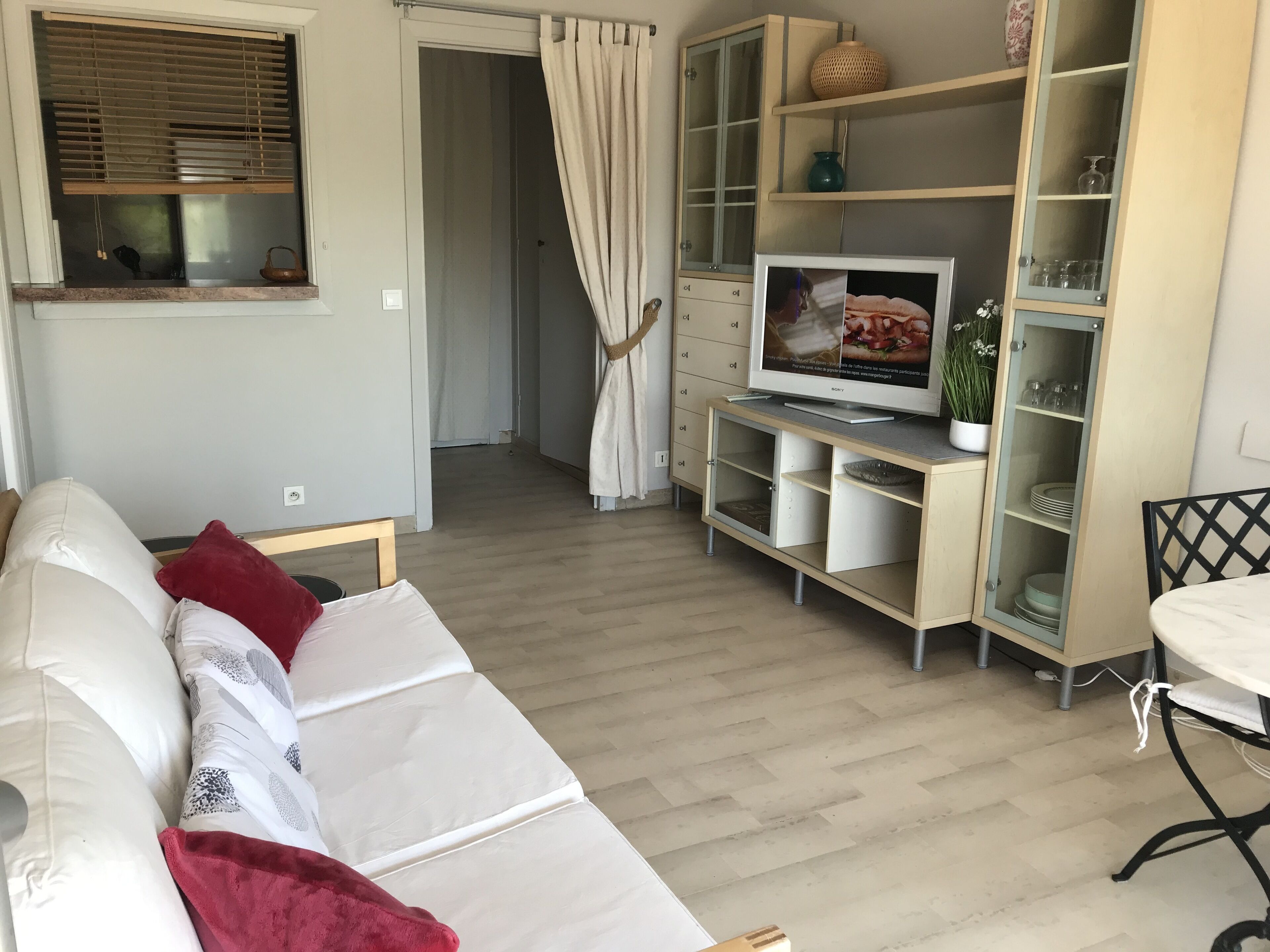 Golfe Juan - Plages A Pied- 2pièces 40m2 /terrasse SUD 12m2