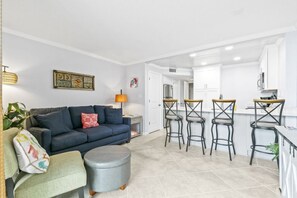 TV - Gulf Shores Surf & Racquet Club 212A (Gulf Shores)