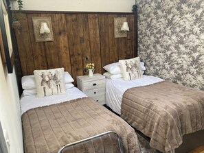 Deluxe Apartment | 2 bedrooms, individually decorated, individually furnished - Ballybur Lodge Mews 2 (Cuffesgrange)