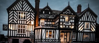 Lion & Swan Hotel