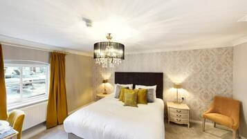 Deluxe Room | In-room safe, soundproofing, iron/ironing board, free WiFi