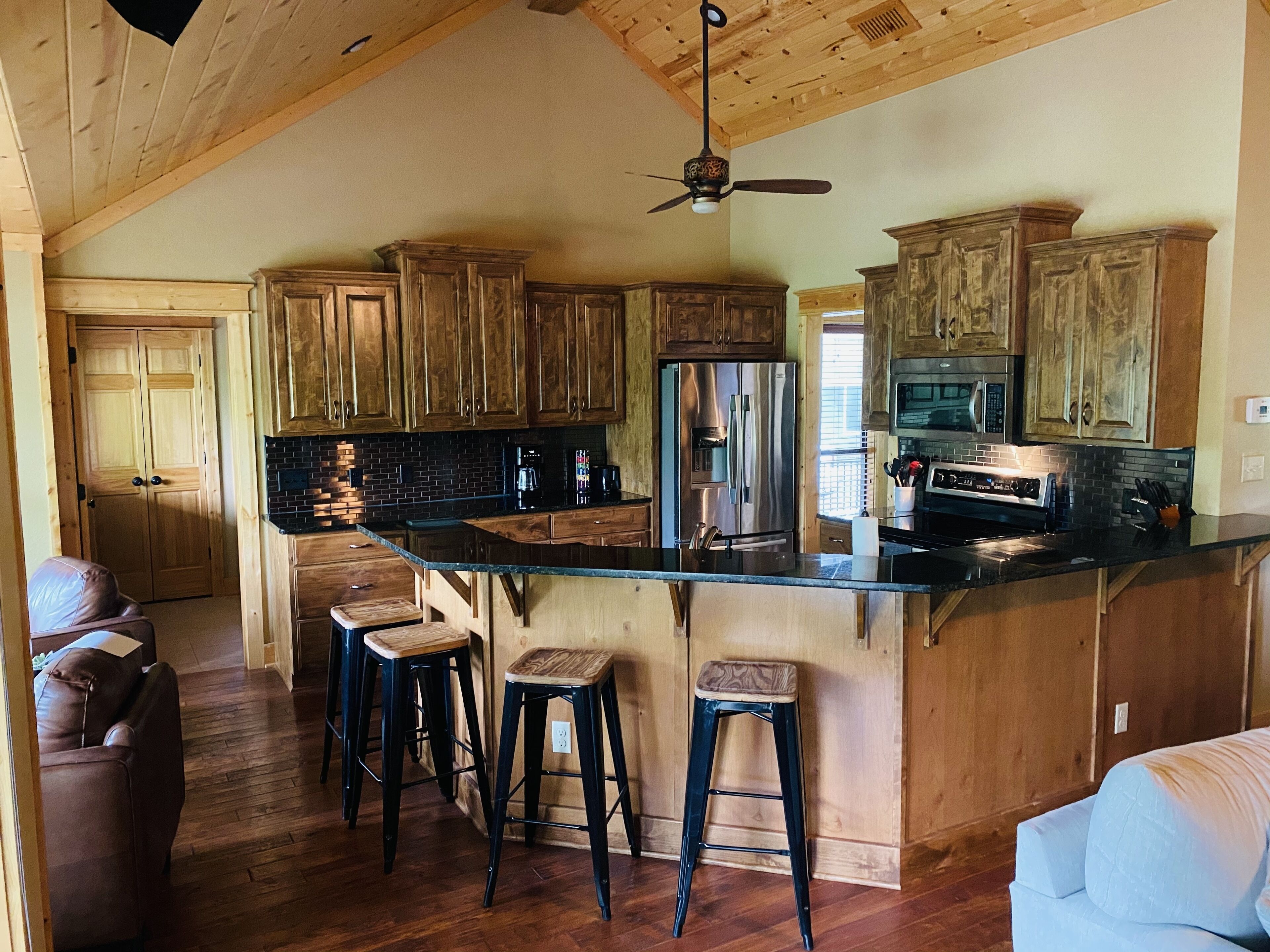 4 br, 2 Houses, Riverside, less than a mile from Cow Shoals.