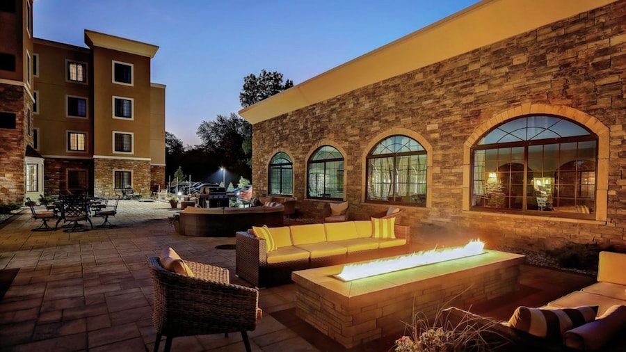 Staybridge Suites Southgate Detroit Area by IHG