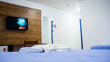 Minibar, free WiFi, bed sheets