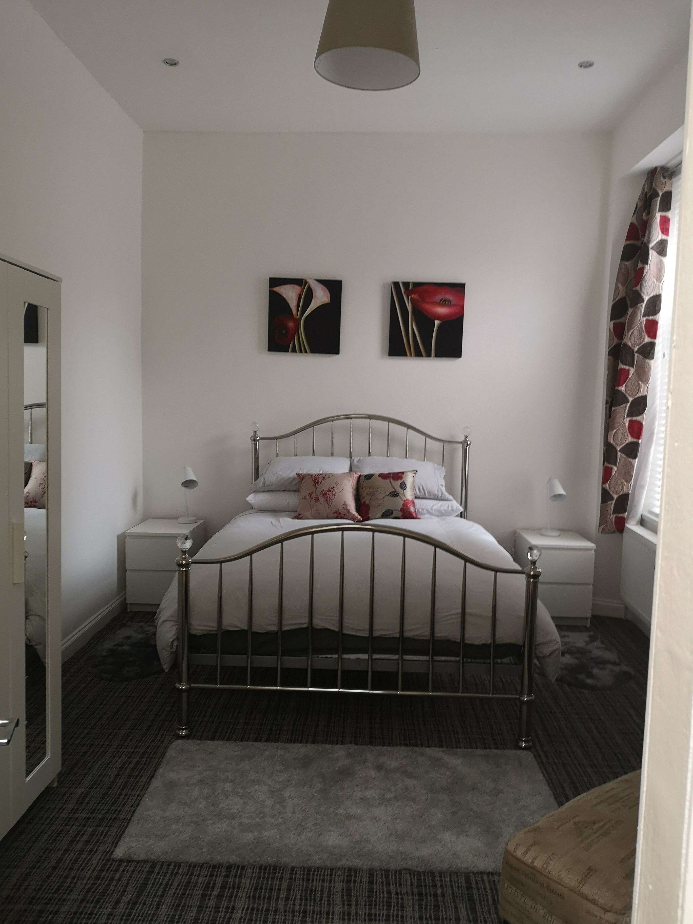 1 soverom, strykejern/-brett, reiseseng for barn og wi-fi (inkludert)