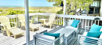 3bd 3ba Island Oasis Beach Front with a dock-Perfect Event space