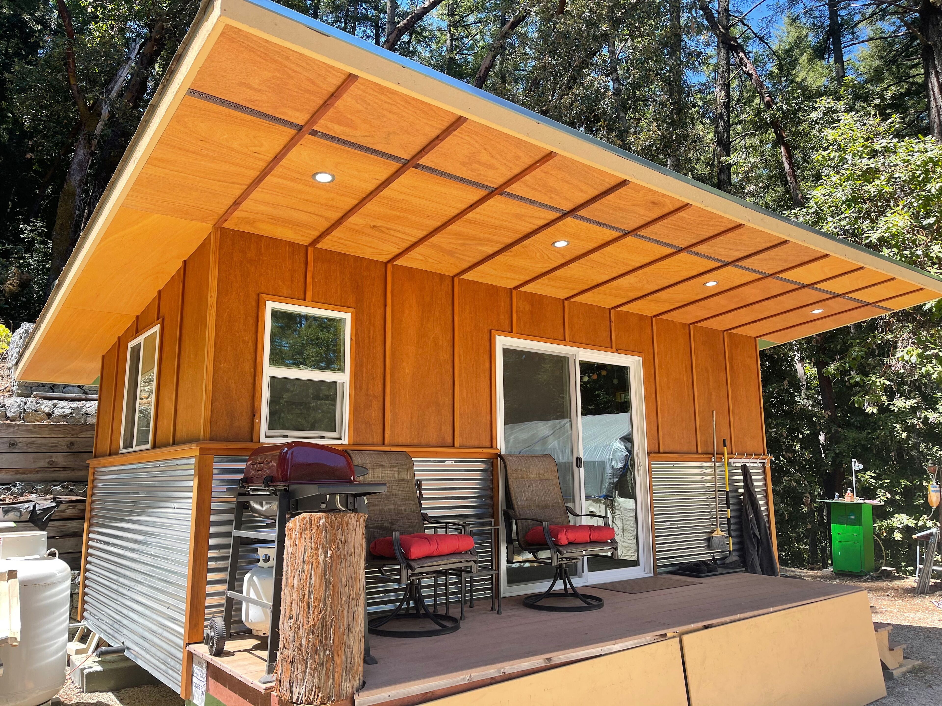 Quiet Retreat Nestled in the Redwood Forests