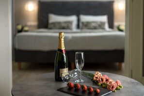 Standard Suite | In-room safe, individually decorated, individually furnished, desk - Melina Oasis Boutique Hotel (Corfu)