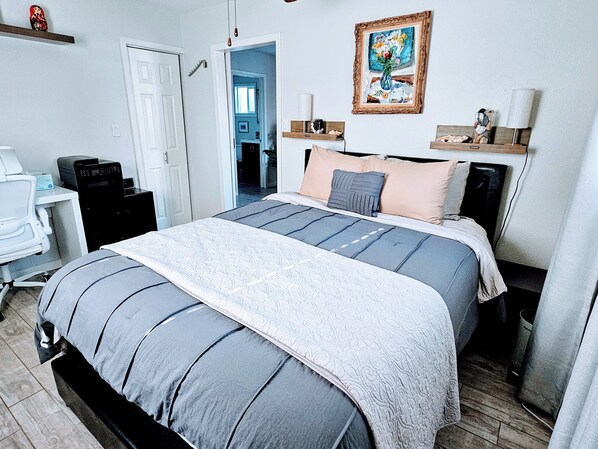 1 bedroom, desk, iron/ironing board, free WiFi