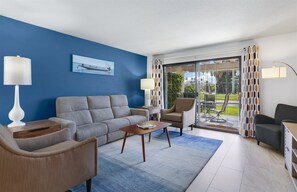 Talo (Farrell E33) | Olohuone | Televisio