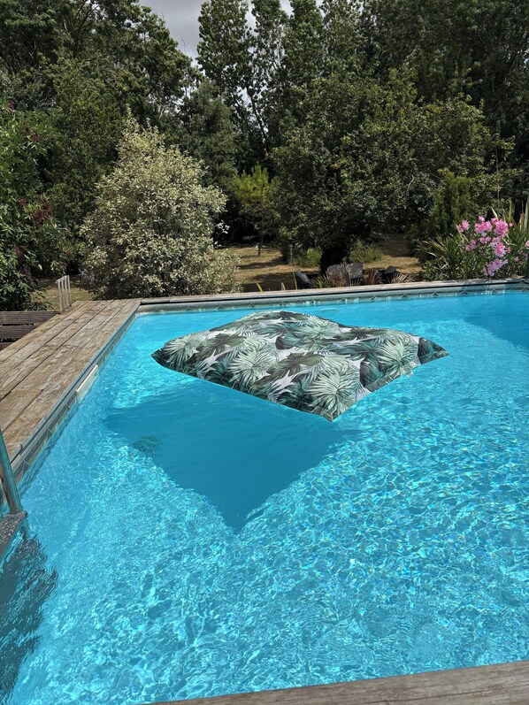 Piscine extérieure