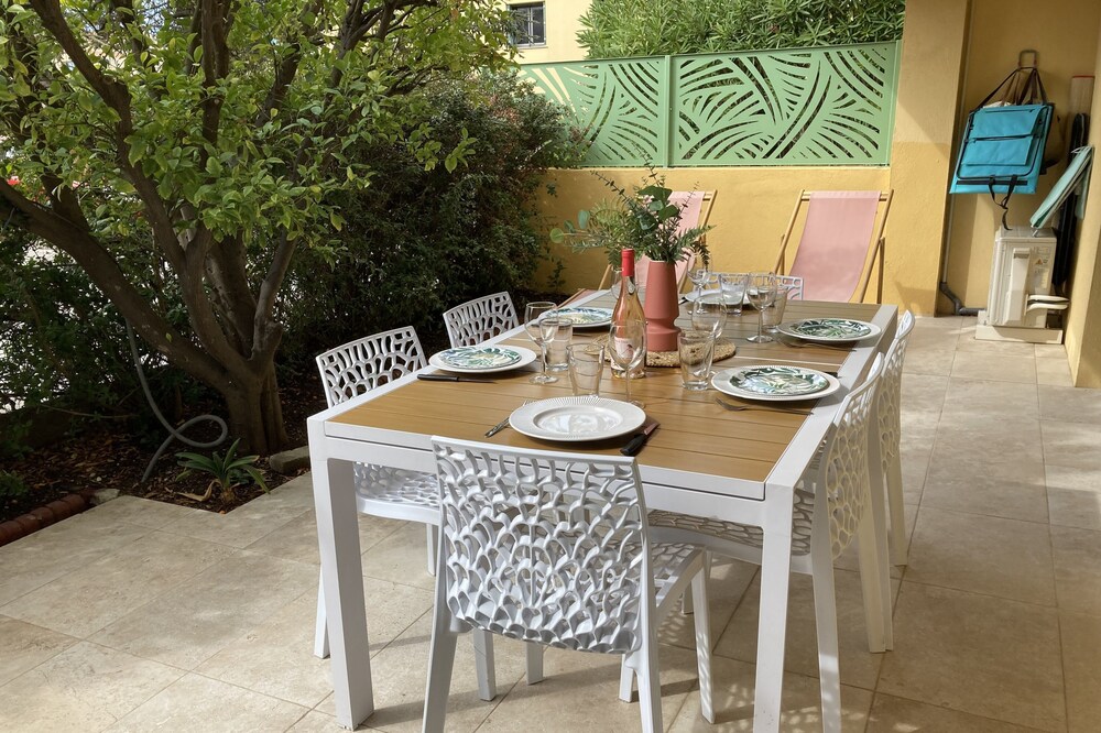 T3 gd Confort, 500m Plage, 700m Sanary, Clim, Wifi, Parking Privé