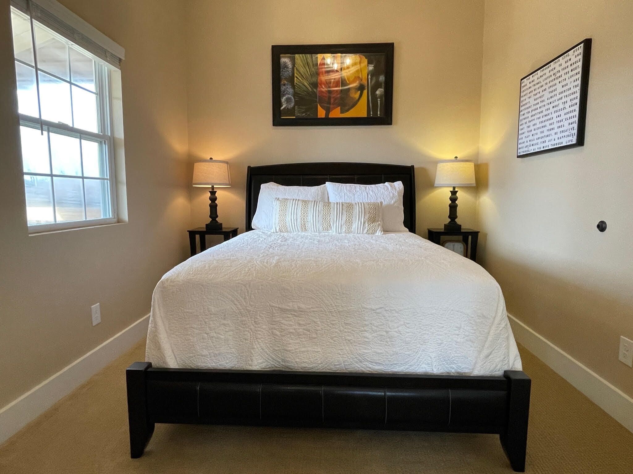 Private Hot Tub and Fire Pit - REFLECTIONS COTTAGE