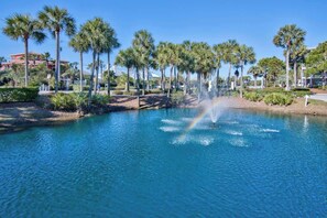 Property grounds - Gulf Place Condo-Steps to beach-Seasonal Pool Heat (Santa Rosa Beach)