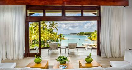 Ultra Luxury 12 Bd Private Beach Exclusive Concierge Chef Butler service