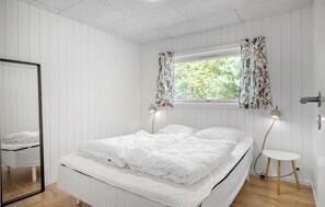 4 habitaciones, cuna de viaje y wifi gratis