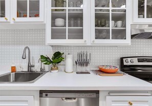 Condo (Los Felices M104) | Private kitchen