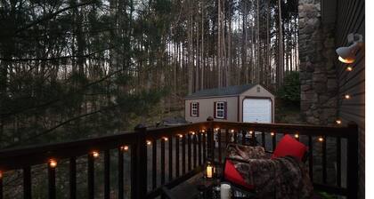 Mountain Escape | Hot Tub | Game Room | Fire Pit