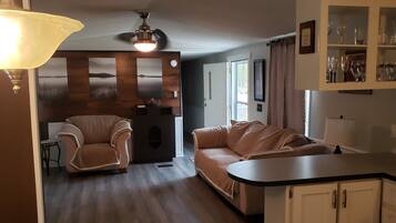 Smart TV, fireplace, video games