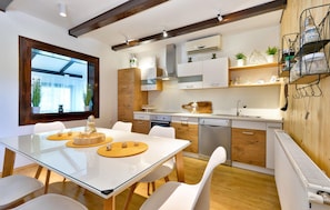 Fridge, microwave, oven, dishwasher