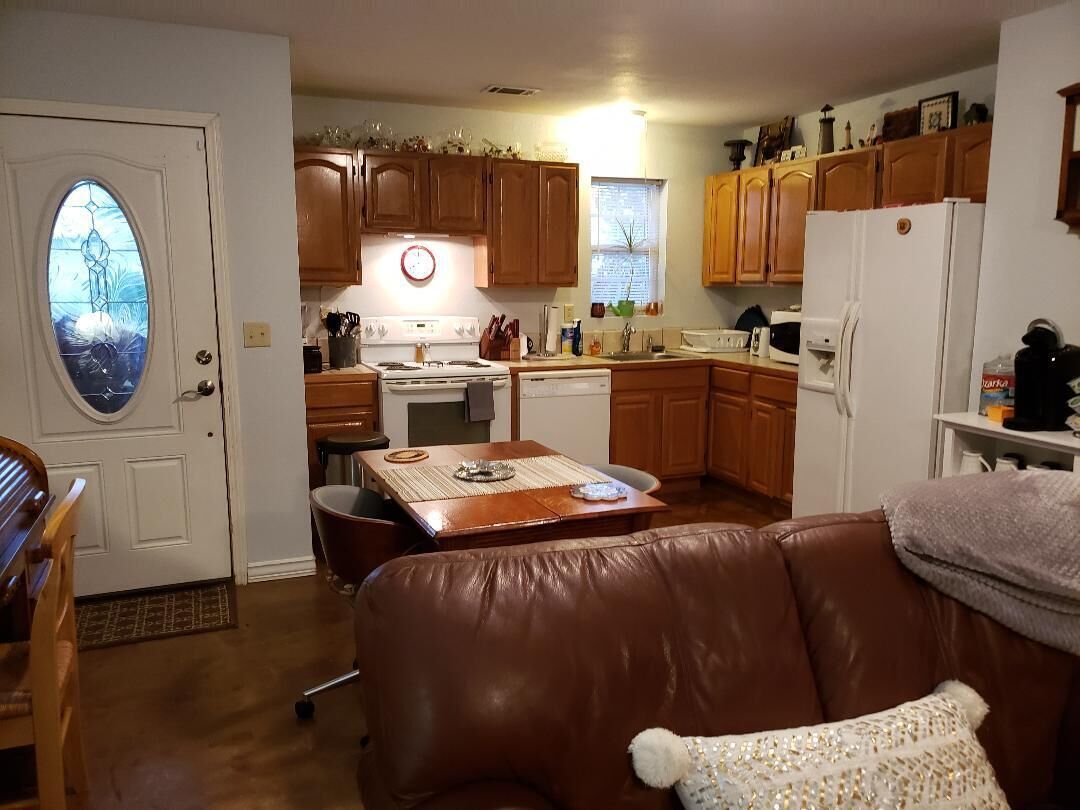 Yamparika Haven -  Country Atmosphere near Shepard AFB and Wichita Falls