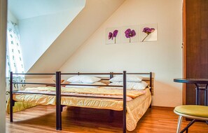 2 soverom og sengetøy