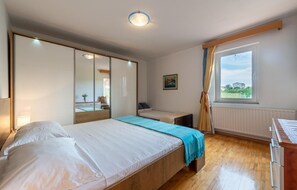3 Schlafzimmer, kostenloses WLAN, Bettwäsche