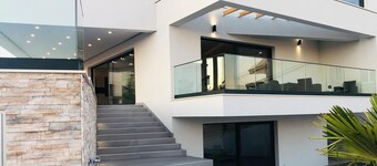 Nice home in Okrug Gornji with sauna