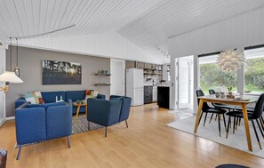 TV, fireplace - 3 bedroom pet friendly home in ålbæk (Ålbæk)