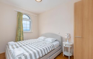 2 chambres, Wi-Fi gratuit, draps fournis