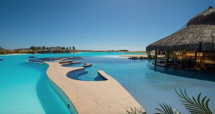 Largest Terrace on the Ocean in Cabo! SUPER PENTHOUSE w/ 4,500 sq ft Terrace!!