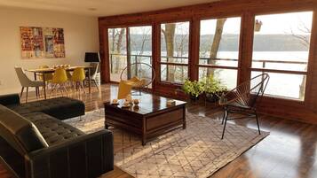 Eldstad och datorskÀrmar