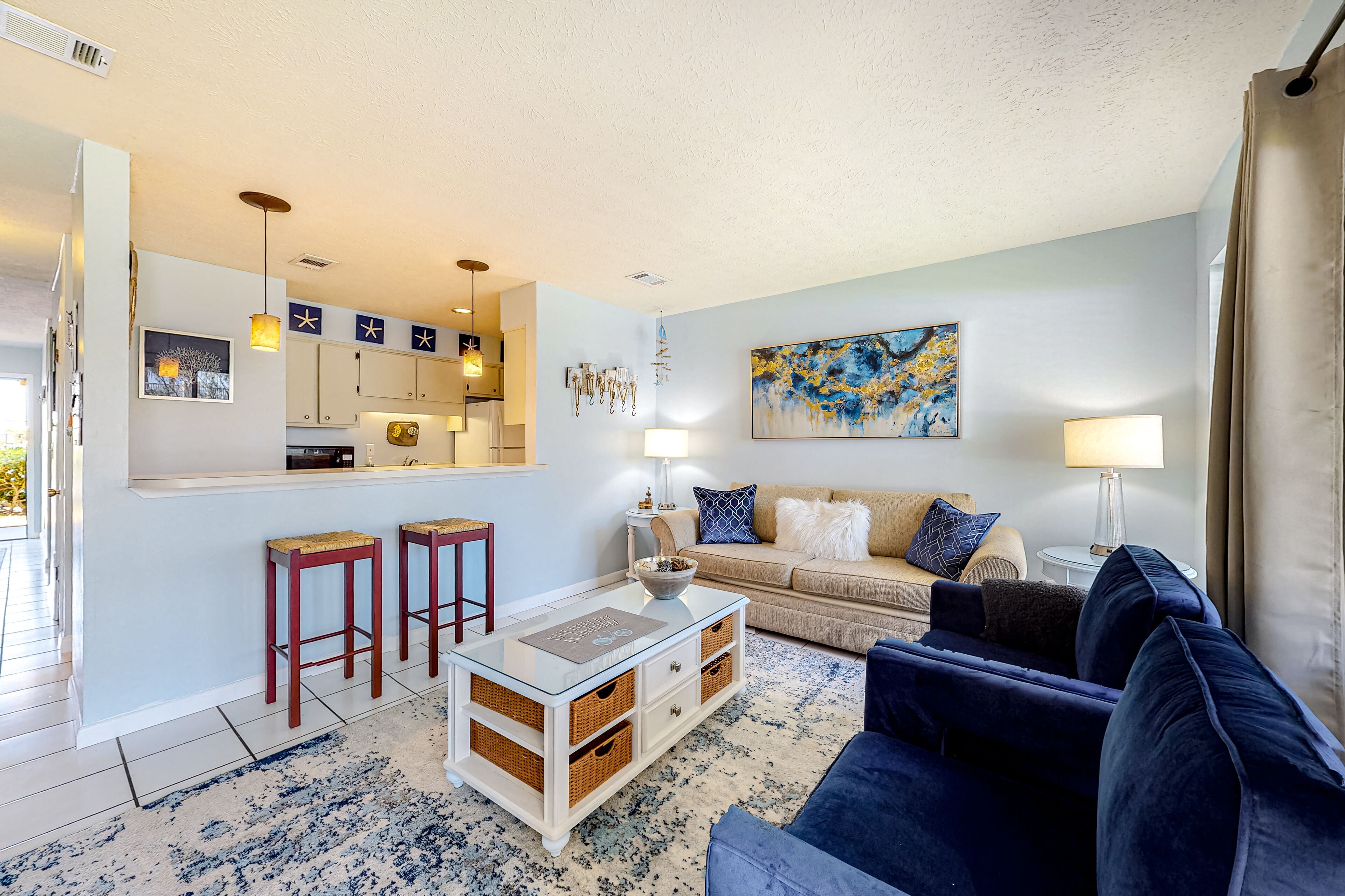 Cozy coastal condo with shared pool and easy beach access