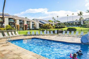 Pool - Hale Kamaole Condo w/A/C, Shared Grill & Outdoor Pool - Great Location (Kihei)