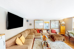 Televisie en een open haard
