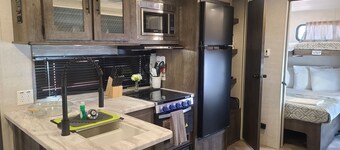 Grand Canyon RV Glamping Mini Bunkhouse Suite
