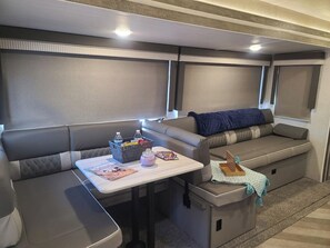 Interior - Grand Canyon RV Glamping Mini Bunkhouse Suite (Williams)
