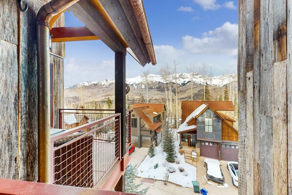 Property grounds - Bright & Welcoming Mountain Condo in Ski-In/Ski-Out Location w/WiFi & Balcony (Mountain Village)