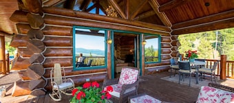 Luxury Log Retreat on 12 Acres Glacier Park, Valley Views Flathead Lake & Skiing