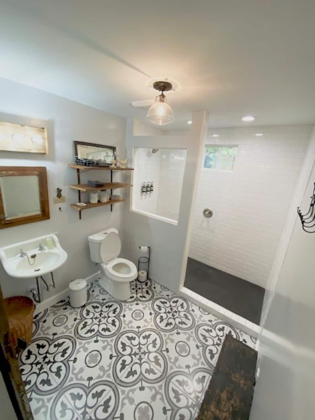 THE ROOST - A garden cottage retreat