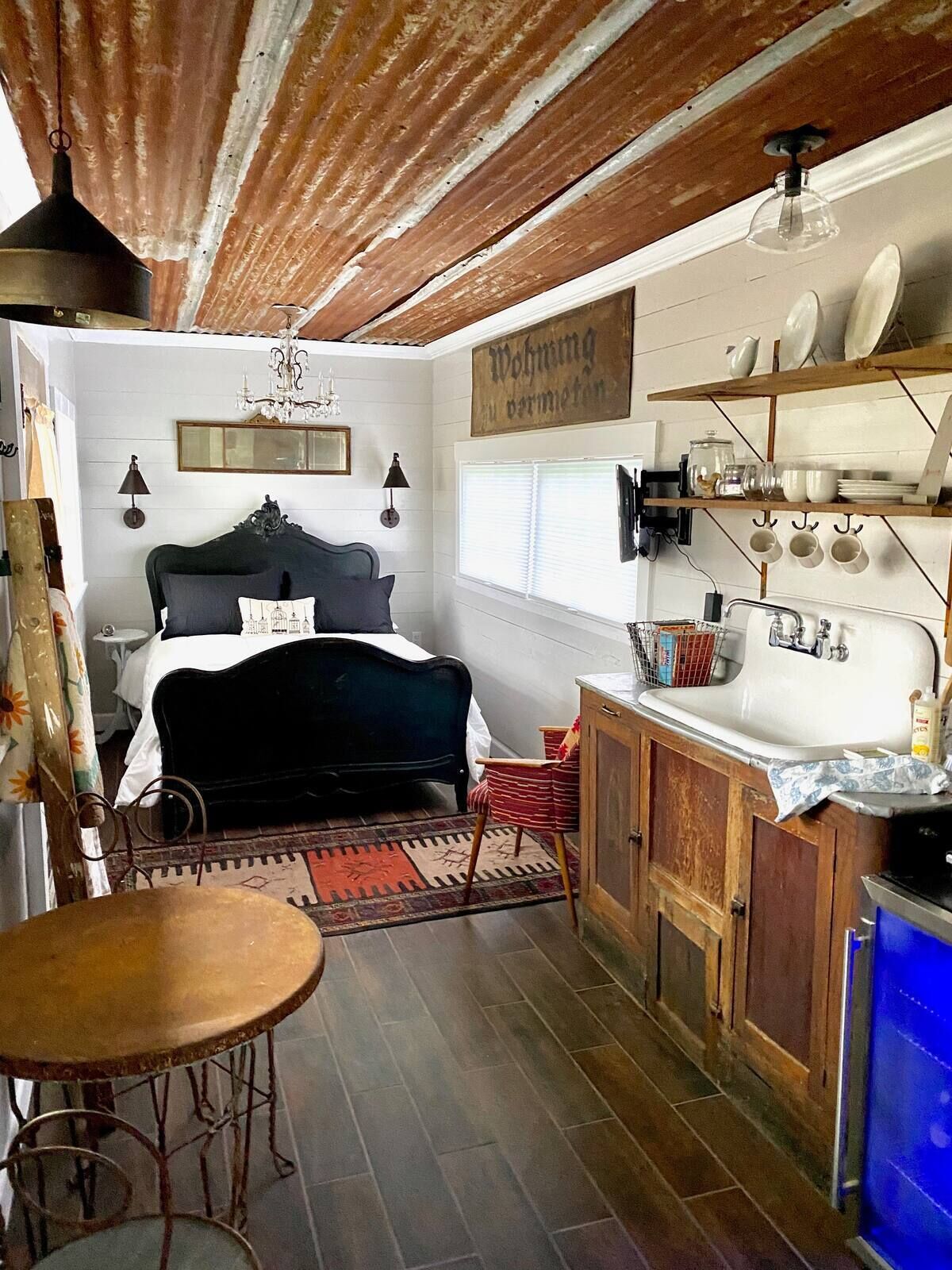 THE ROOST - A garden cottage retreat