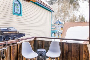 Property grounds - Townhome in the heart of Telluride with elevator - walk to lifts & Main St. (Telluride)