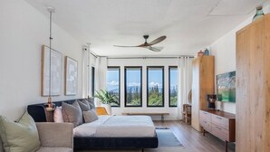 3 bedrooms, hypo-allergenic bedding available, desk, iron/ironing board - Luxury Ocean View Kapalua Golf Villa, Walk to Kapalua Bay, 3BR/2BA (Lahaina)