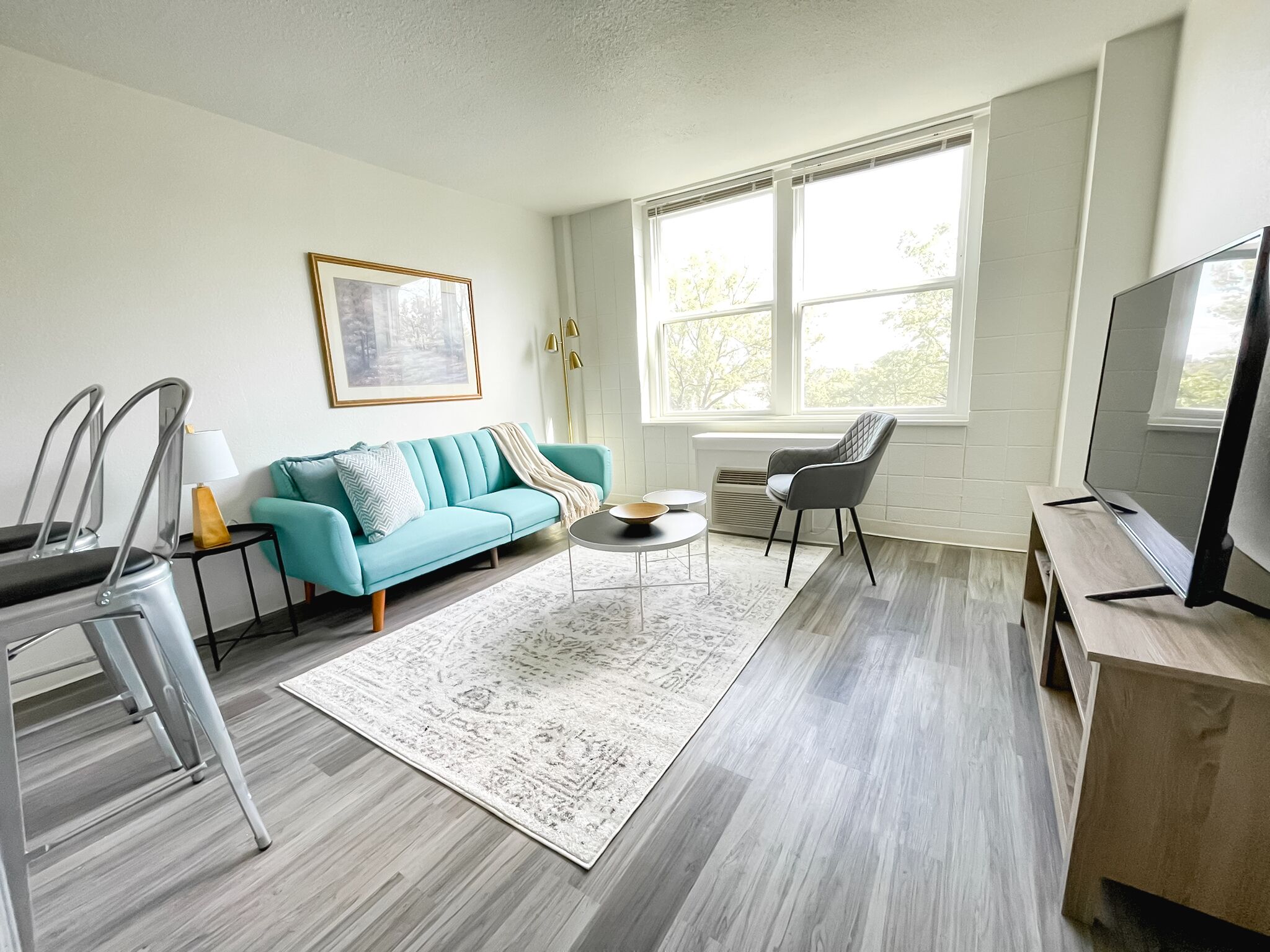 ★Pristine 1BD/1BA + Gym - Downtown Cincinnati★